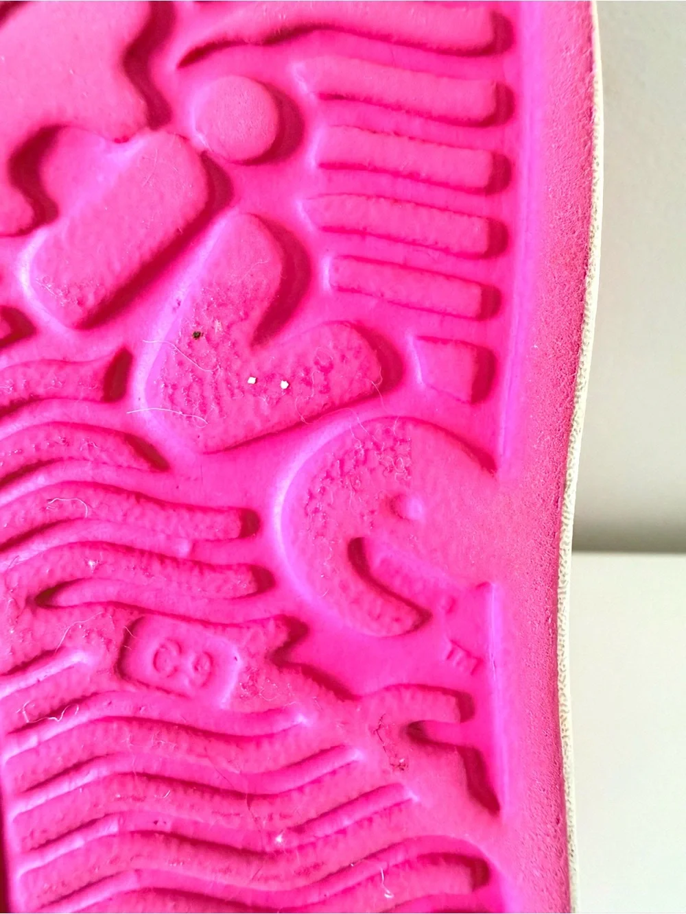 Native Jefferson Shoes - Hollywood Pink / Shell White Size 9